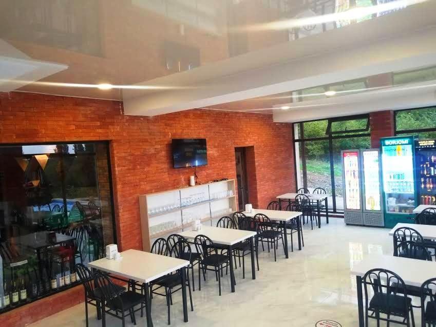 Vita Gardenia Hotel Tskaltubo Exterior photo